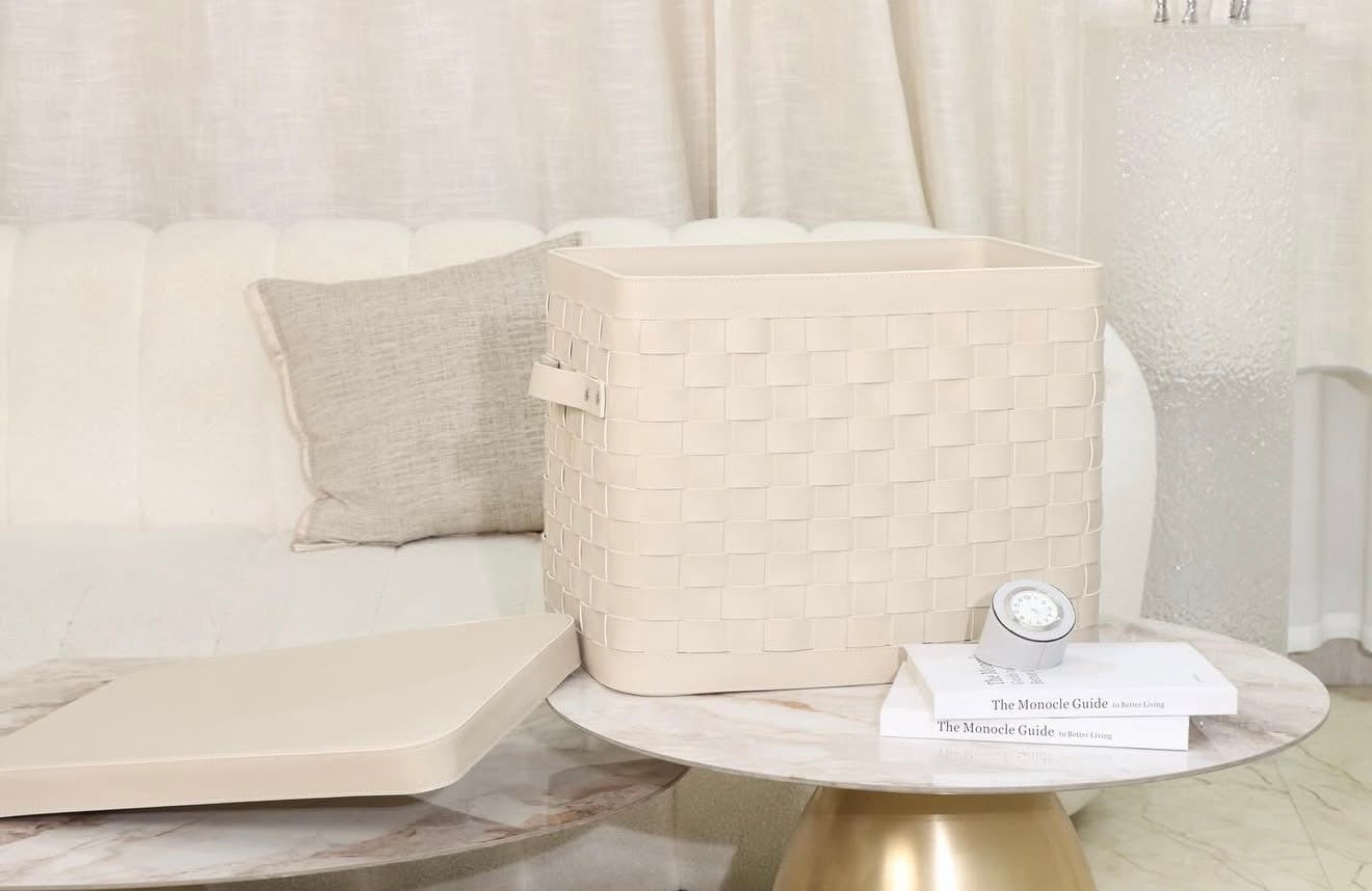 Grande panière en cuir tressé avec couvercle - Blanc cassé